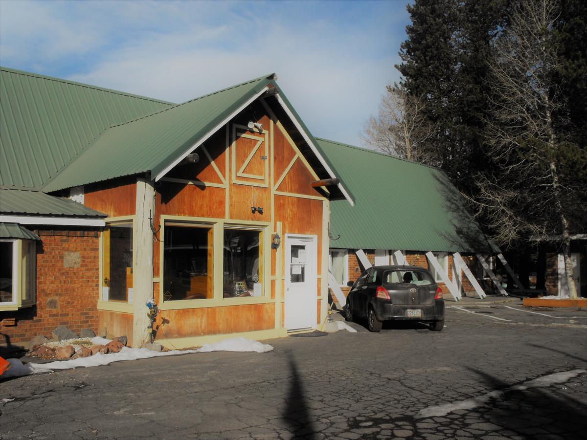 Eagle Crater Lake Inn Chemult Dış mekan fotoğraf