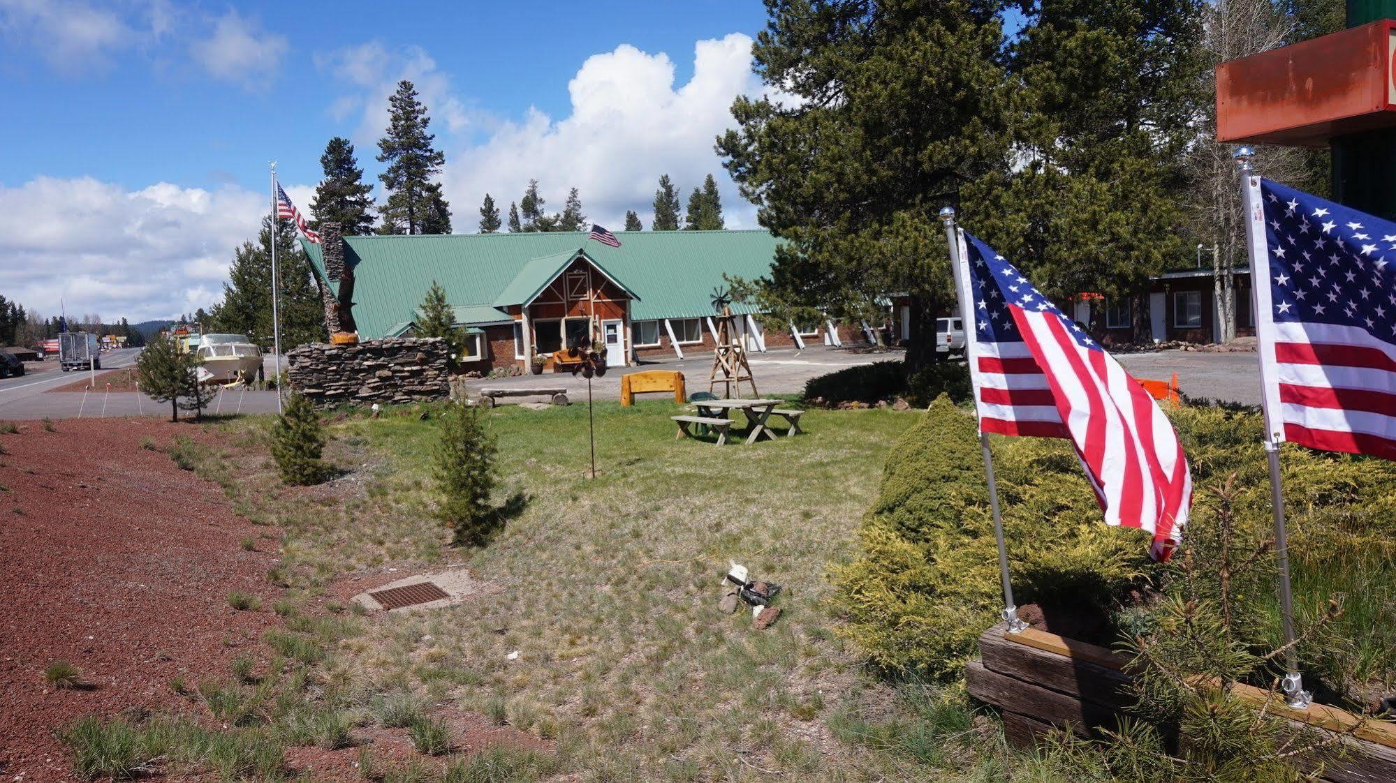 Eagle Crater Lake Inn Chemult Dış mekan fotoğraf